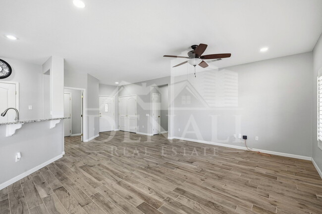 Photo - 16536 W Rock Springs Ln