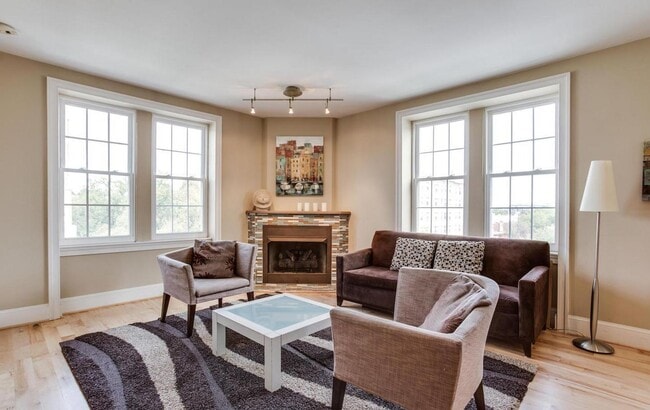 Photo - Exceptional 2BR/2BA corner unit with lovely city views. Ready mid-March!