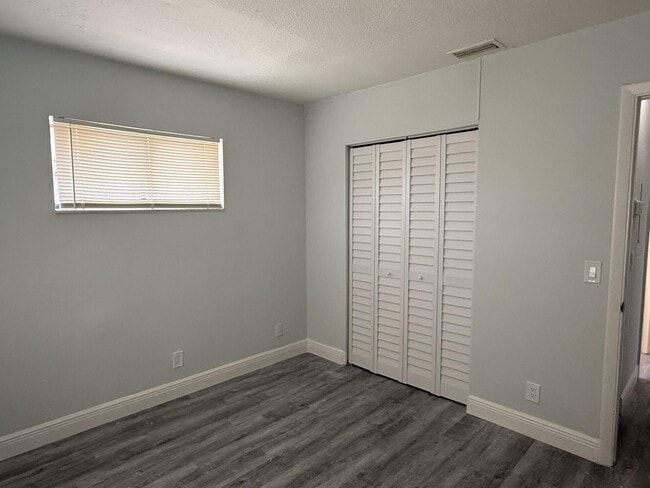Photo - 3525 Avenue J