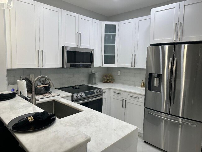 Photo - 7690 S Southwood Cir