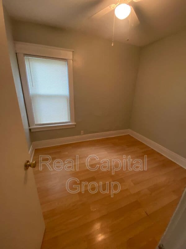 Photo - 19 Richfield Ave Unit First Floor
