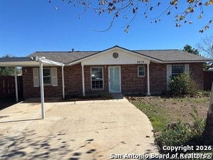 Building Photo - 8816 Oakbrook St