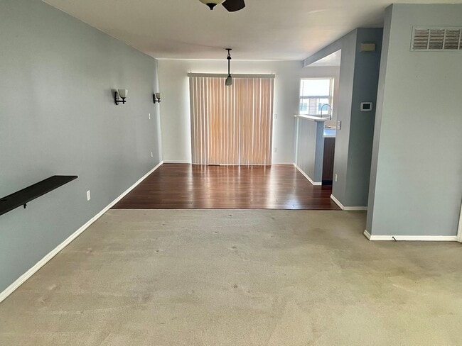 Photo - 3 Bedroom, 2.5 Bath Townhouse in Park Hampton