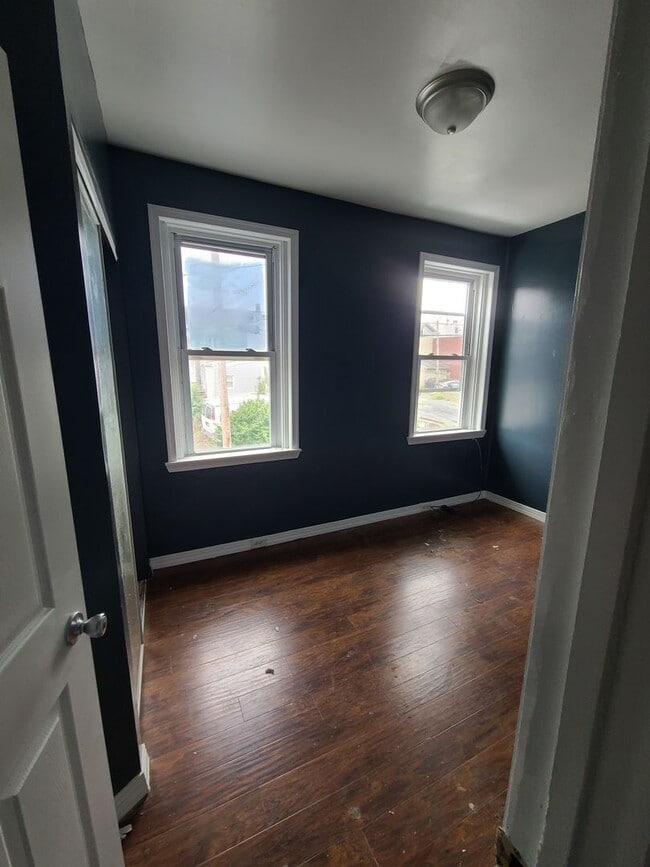 Photo - Come check out this cute and cozy house!