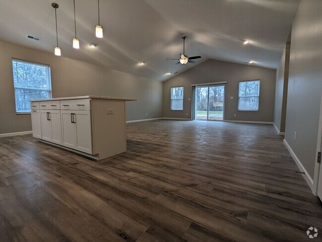 Building Photo - Make your move and save big! Receive $1,00... Rental