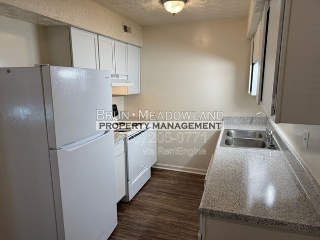 Photo - 5525 Jacksboro Pike Unit 06