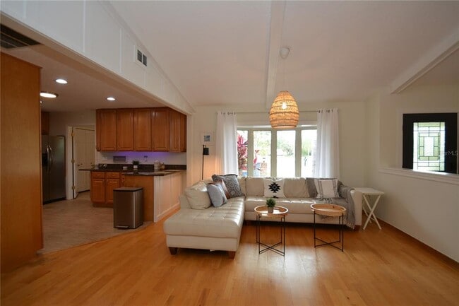 Photo - 58 Comanche Ct