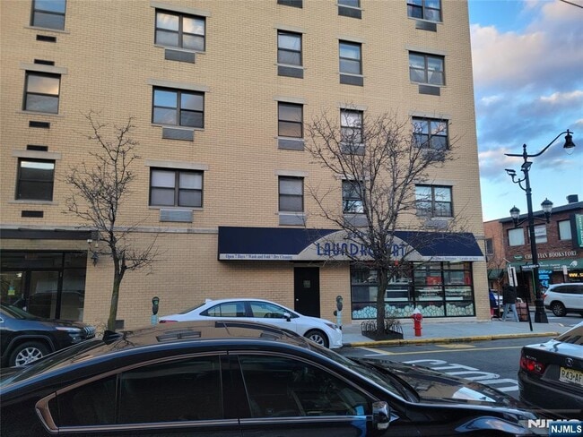 Building Photo - 2401 Bergenline Ave Unit 2D