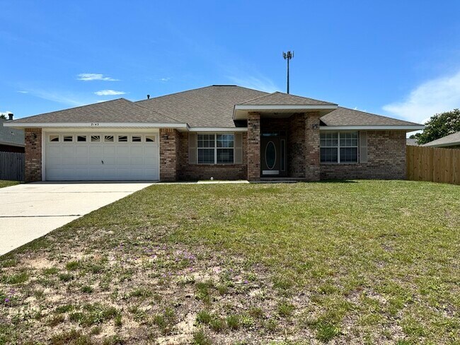Large 4 bed / 3 bath home minutes from Nav... - Large 4 bed / 3 bath home minutes from Nav...