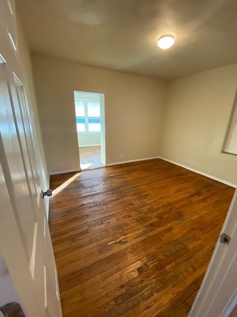 Bedroom open to office or closet - 5024 Chippewa St Unit 2E