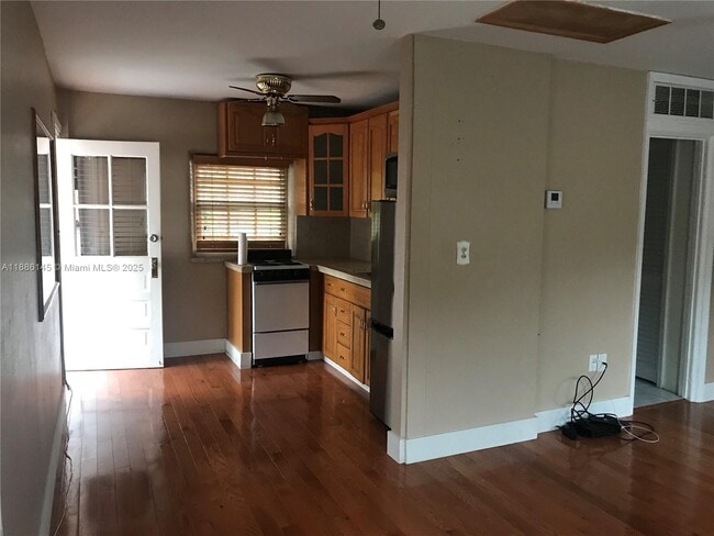 Photo - 1795 SW 16th St Unit 2