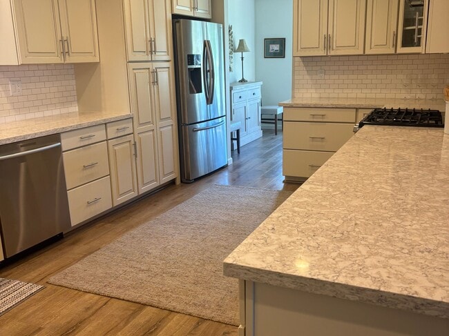 Photo - 74361 Zircon Cir E