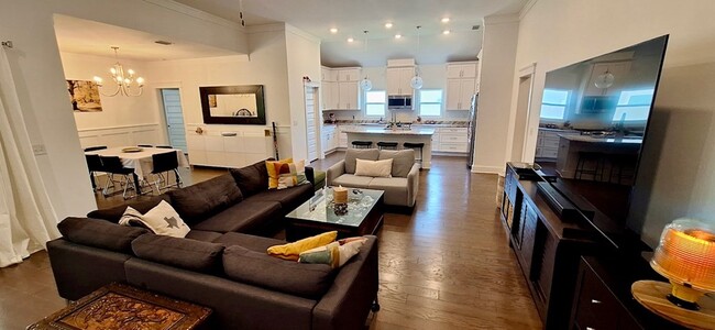 Photo - 130 Gulf Coast Cir
