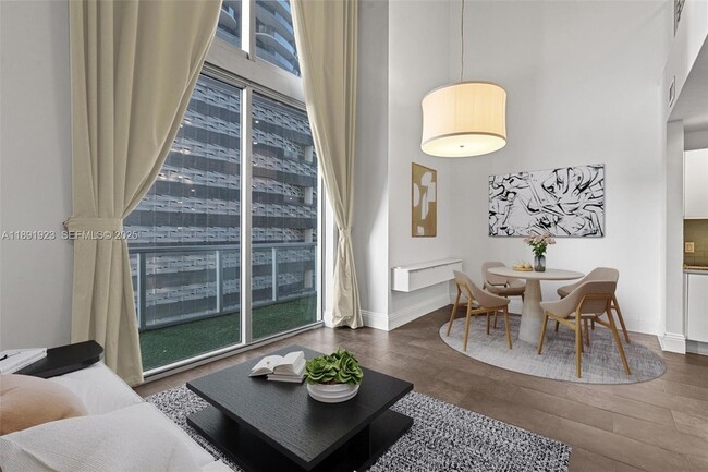 Photo - 1050 Brickell Ave Unit 1006