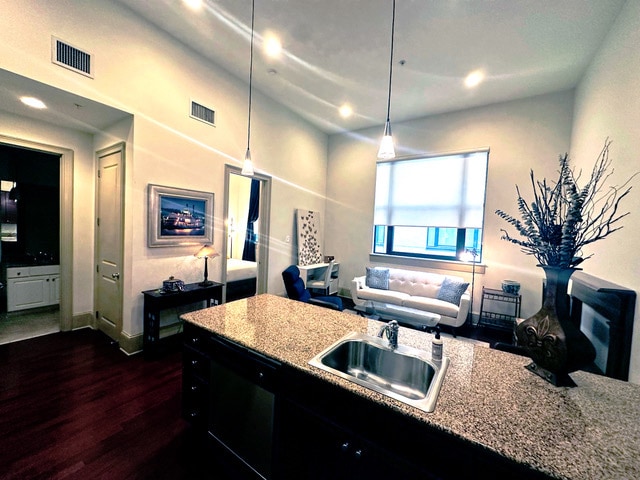 1201 Canal Furnished 1Bed/1 Bath - 1201 Canal St Unit 206