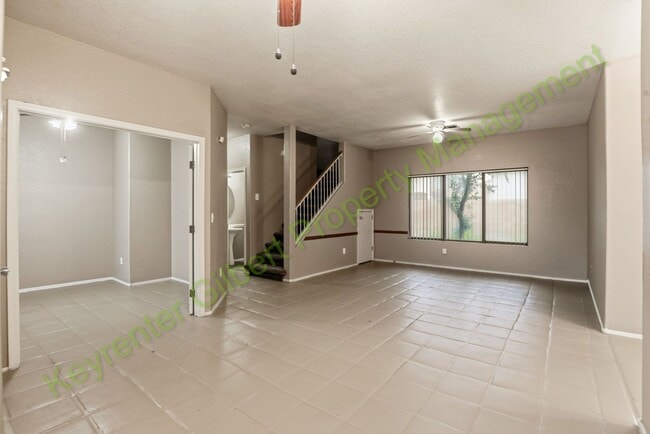 Photo - Gilbert 3-Bed / 2.5-Bath Home with Convenient Central Location
