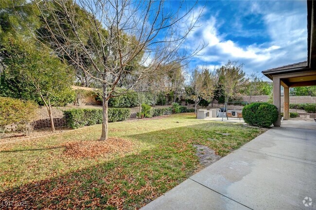 Building Photo - 6 Holly Tree Ct Rental
