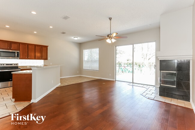 Photo - 8311 Abbeyfield Dr