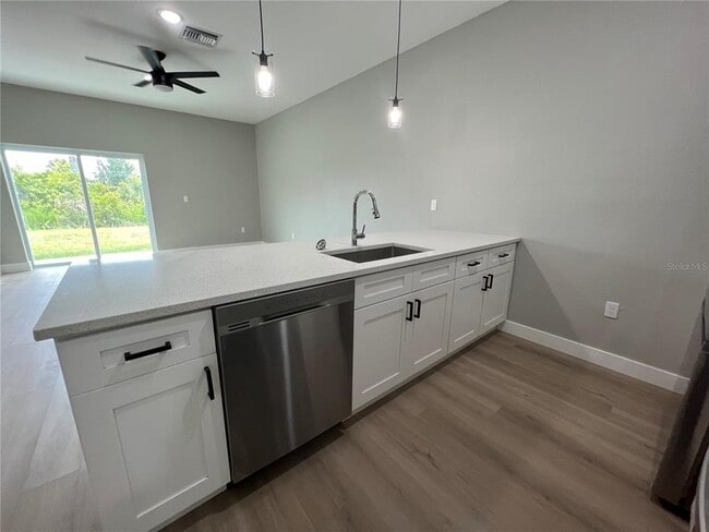 Photo - 12128 Henley Ave