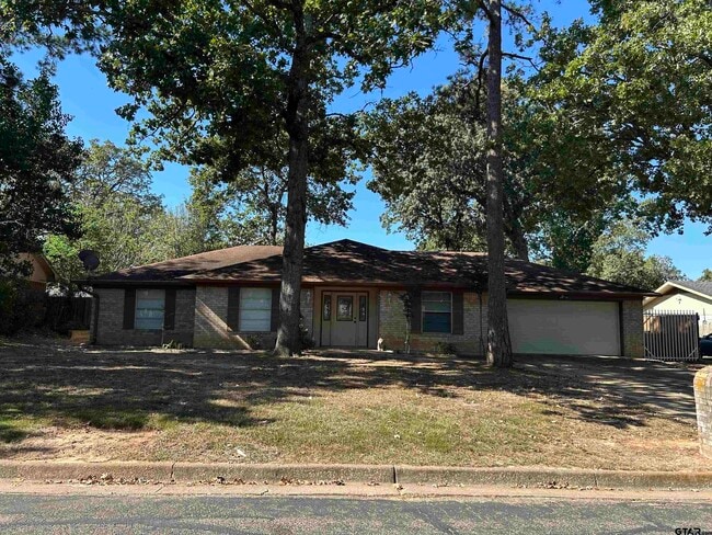 Building Photo - 4615 Edinburgh Dr