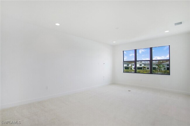 Building Photo - 20195 Ainsley St Rental