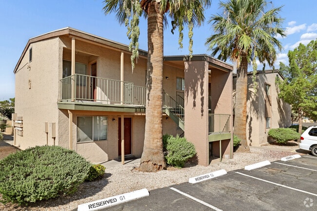Pebble Hills Apartments