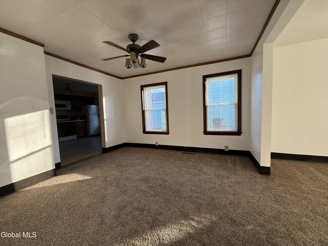 Photo - 30 Lexington Ave Apartamento Unidad 1st Floor