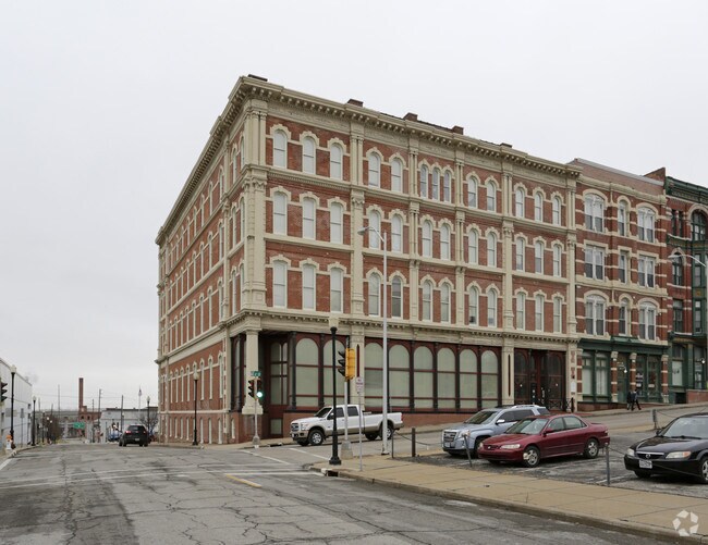 Photo - Lofts at Landmark