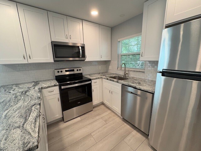 Photo - 1327 84th Ave N Unidad C