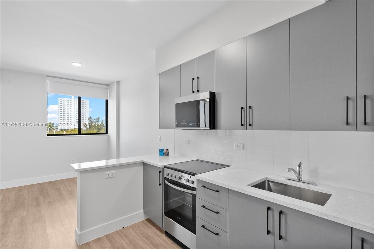 Photo - 1536 NW 15th Ave (Miami, FL)