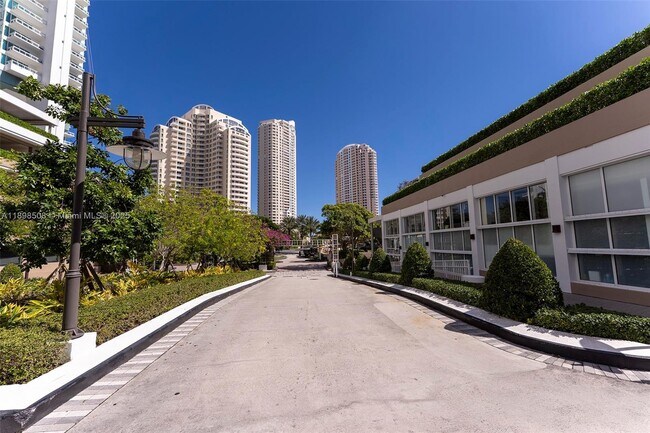 Photo - 801 Brickell Key Blvd Unit 1012