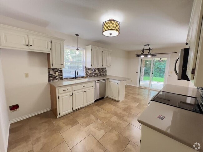 Building Photo - 11800 Kingsridge Terrace Rental