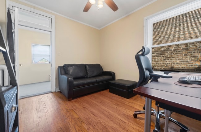 Photo - 7414 S Prairie Ave Unit 1