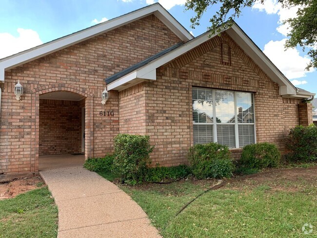 Building Photo - Adorable 2 Bedroom Home!