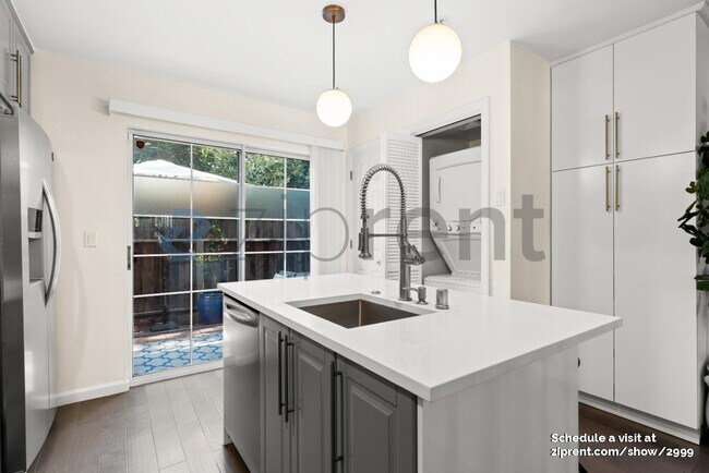 Photo - 137 Margo Dr