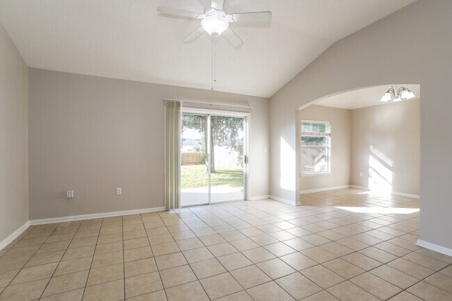 Photo - 2781 Cross Creek Dr