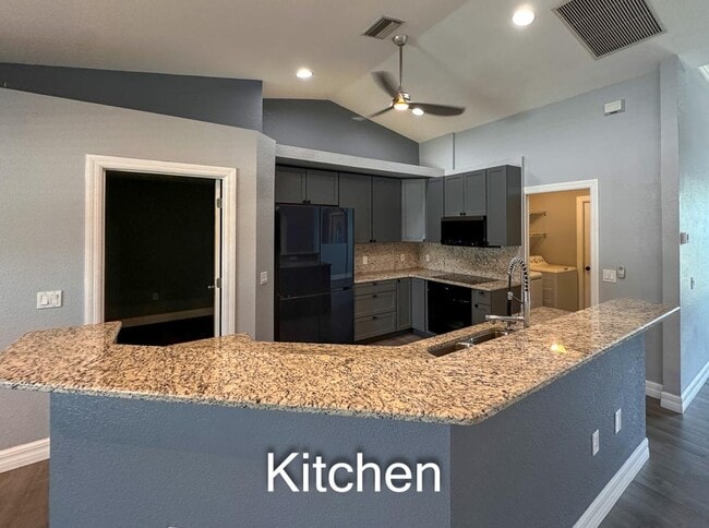 Photo - 13280 Foresman Blvd