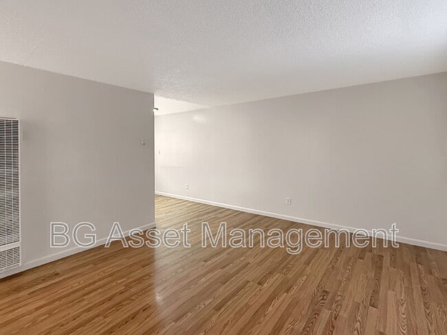 Photo - 1610 Sanford Ave Unit 3