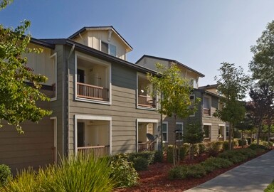 Photo - Moulton Plaza