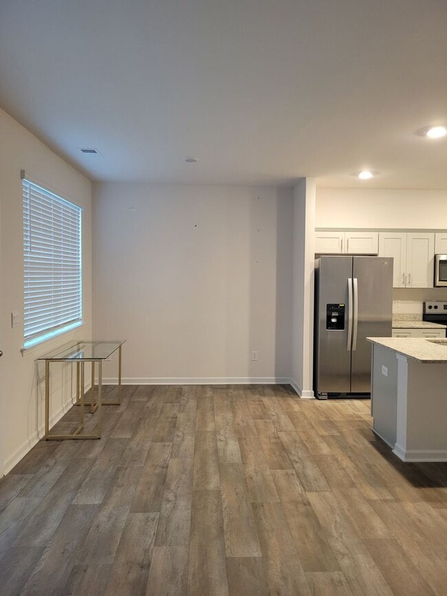 Photo - 1325 Broholmer Ln