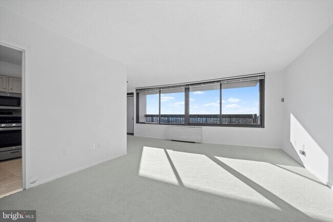 Photo - 3705 S George Mason Dr Unit 2308S