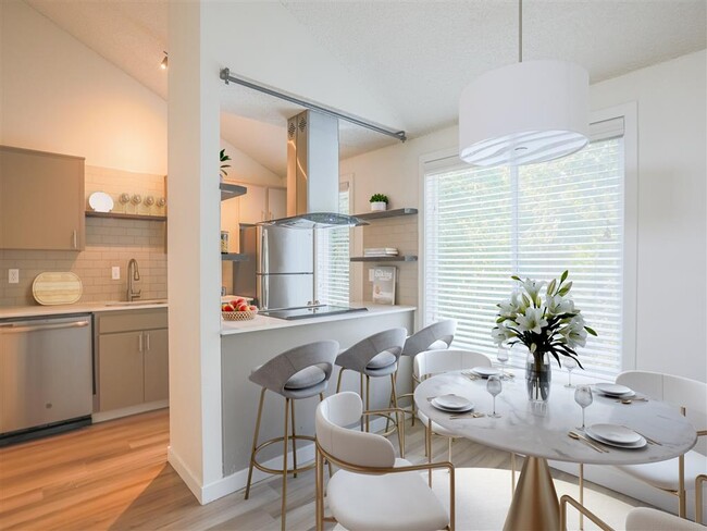 Building Photo - Larkspur West Linn Rental