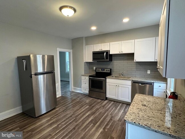 Photo - 10 Clifton Ave