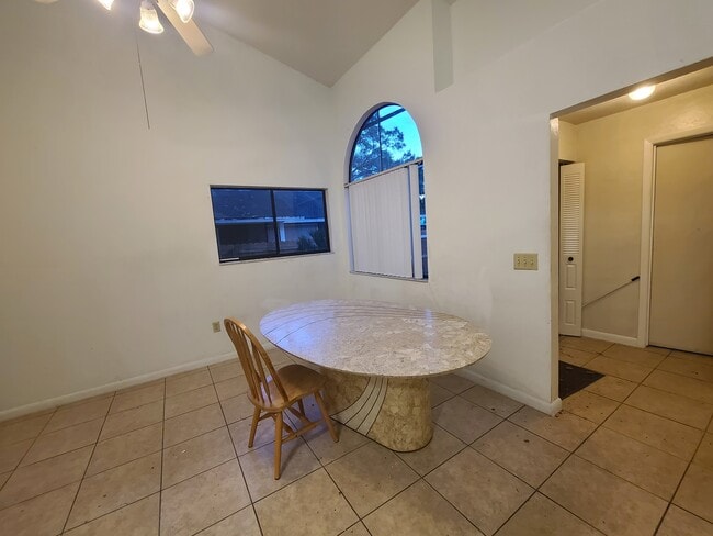 Photo - 2842 SW 38th Pl