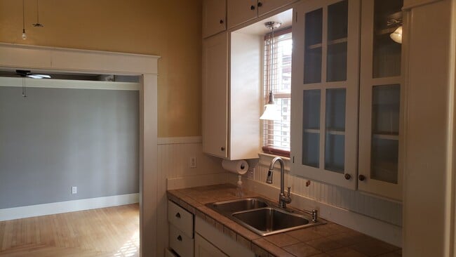 Photo - North-end quite craftsman home