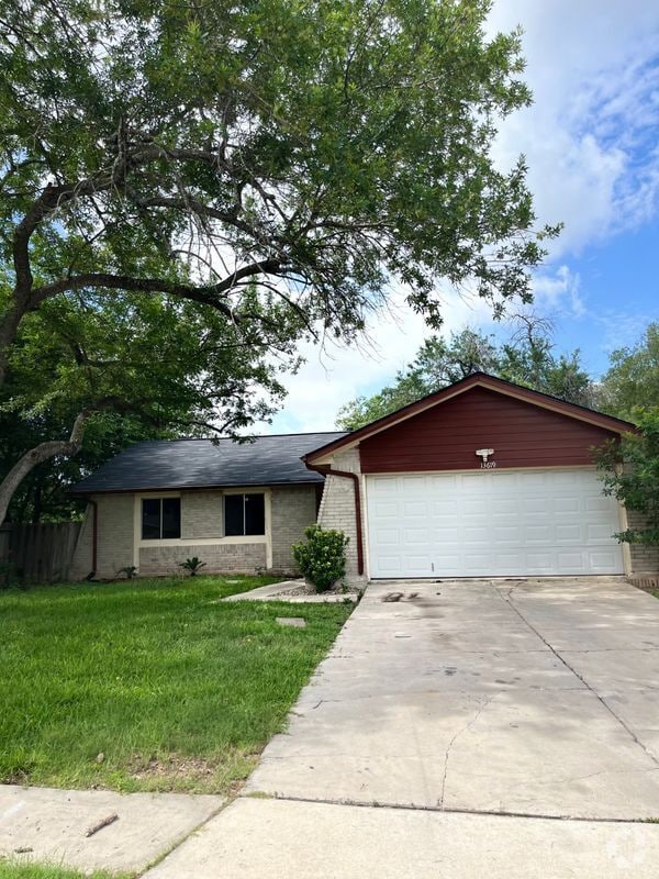 Building Photo - 13619 Larkbrook St Rental