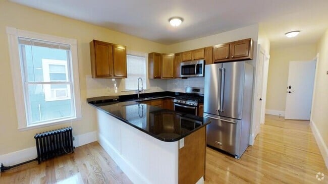 Building Photo - 4.0 bedroom in Cambridge Massachusetts 02144 Unit U2 Rental