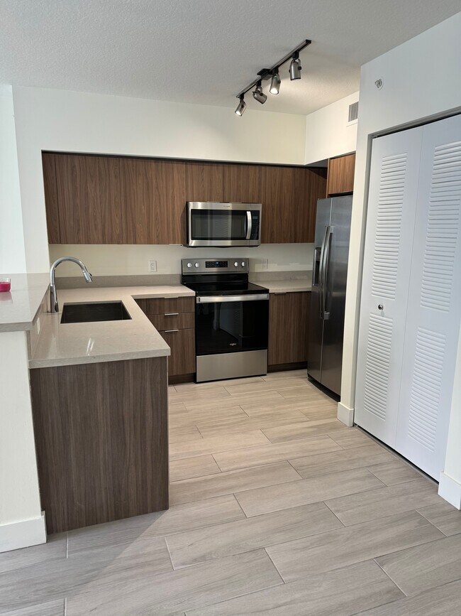 Photo - 430 NW 9th Ave Unit A2