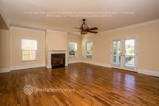 Photo - 712 Connally St SE