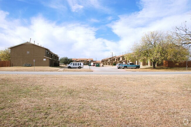 Photo - Peppertree Acres Apartments